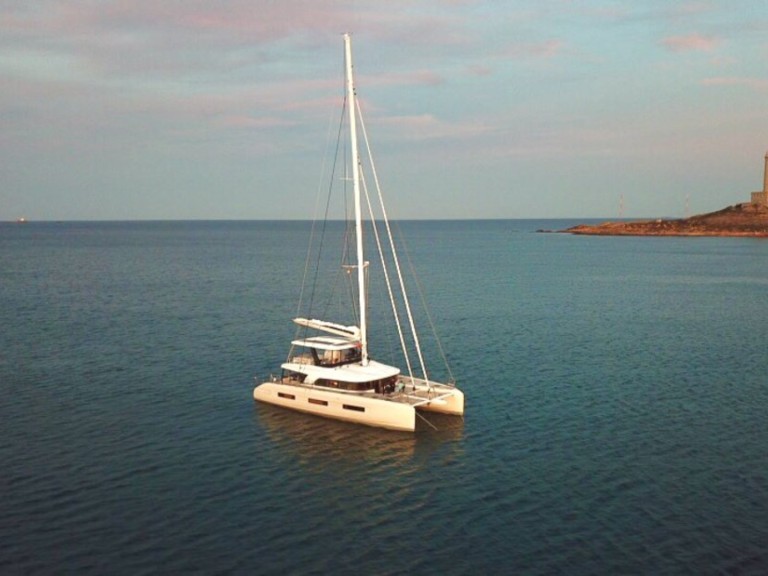 Catamaran à louer à Kaštela au meilleur prix