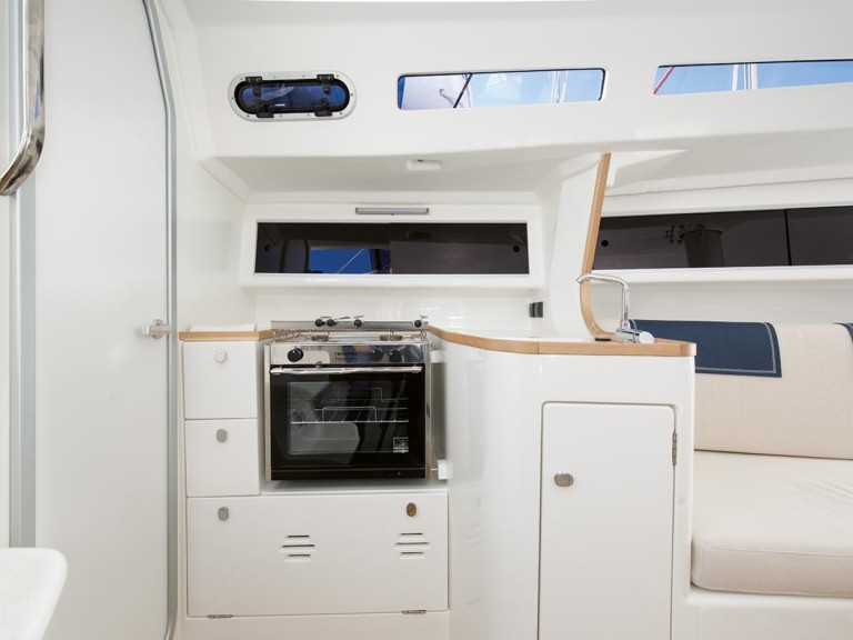 Louer Voilier avec ou sans skipper Italia Yachts à Punat