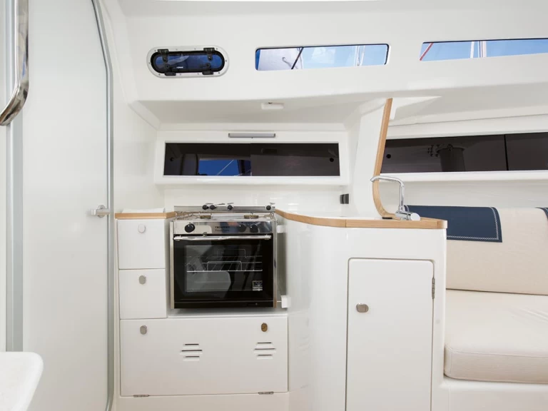 Louer Voilier avec ou sans skipper Italia Yachts à Punat