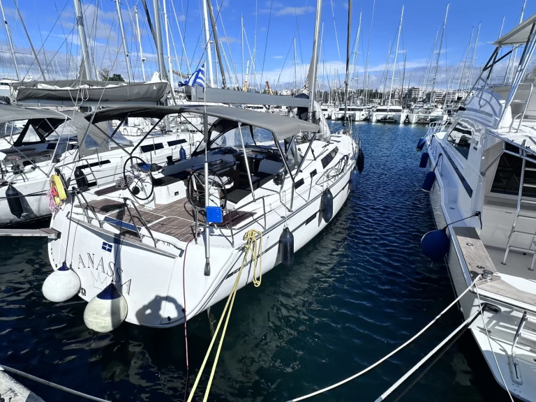 Location à Álimos - Bavaria Cruiser 56 sur SamBoat