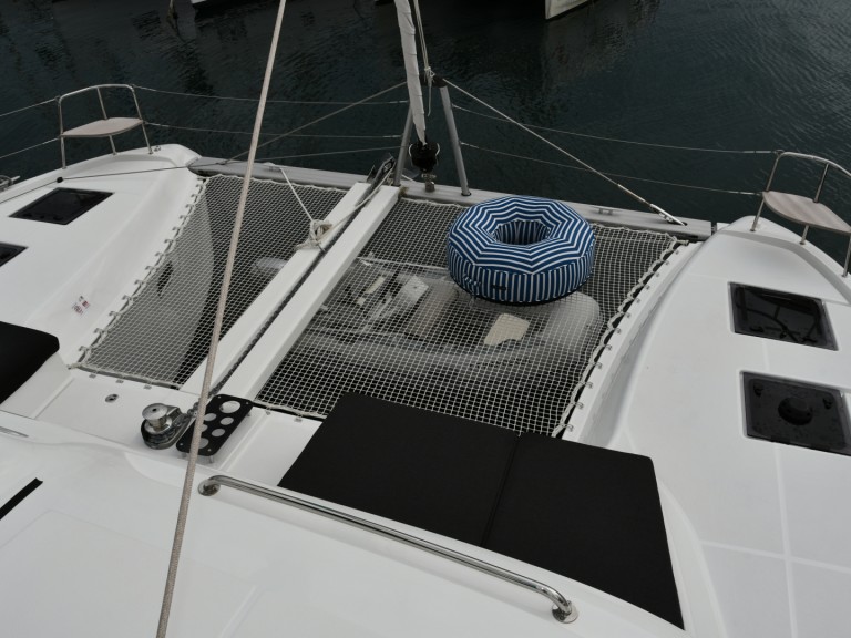 Louez un Lagoon Lagoon 43 à Komolac