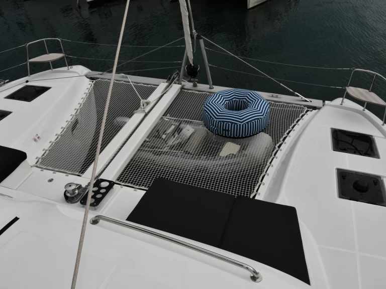 Louez un Lagoon Lagoon 43 à Komolac