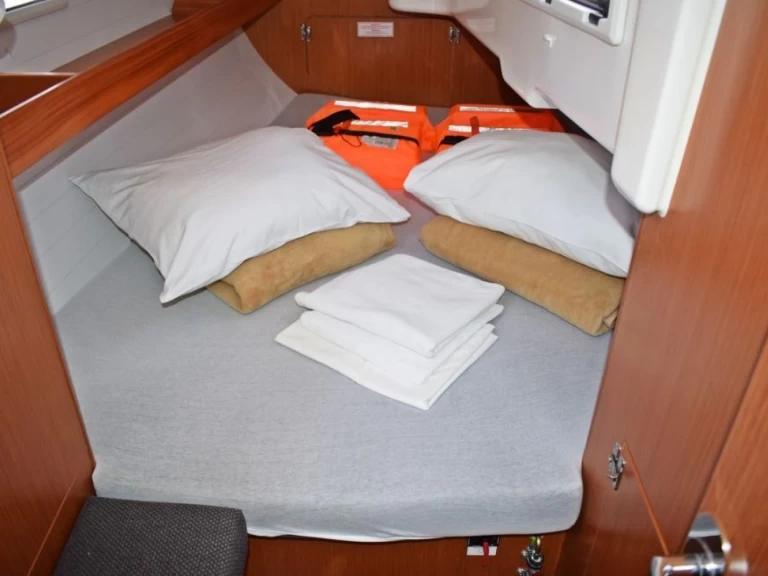 Location bateau Bavaria Cruiser 34 à Zaton sur Samboat