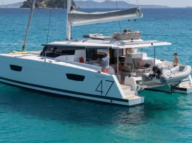 Hyra Katamaran  med eller utan skeppare Fountaine Pajot Le Marin 