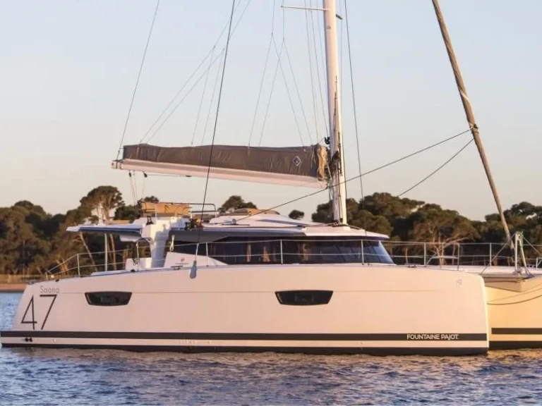 Location Catamaran Fountaine Pajot avec permis