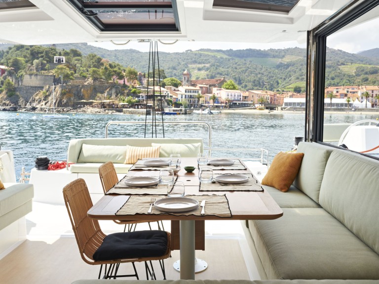 Location bateau Saint-Mandrier-sur-Mer pas cher Bali Catsmart