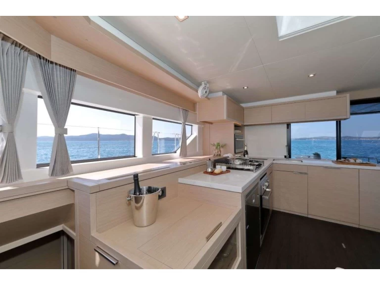 Location Catamaran à Kaštel Gomilica - Lagoon Lagoon 55