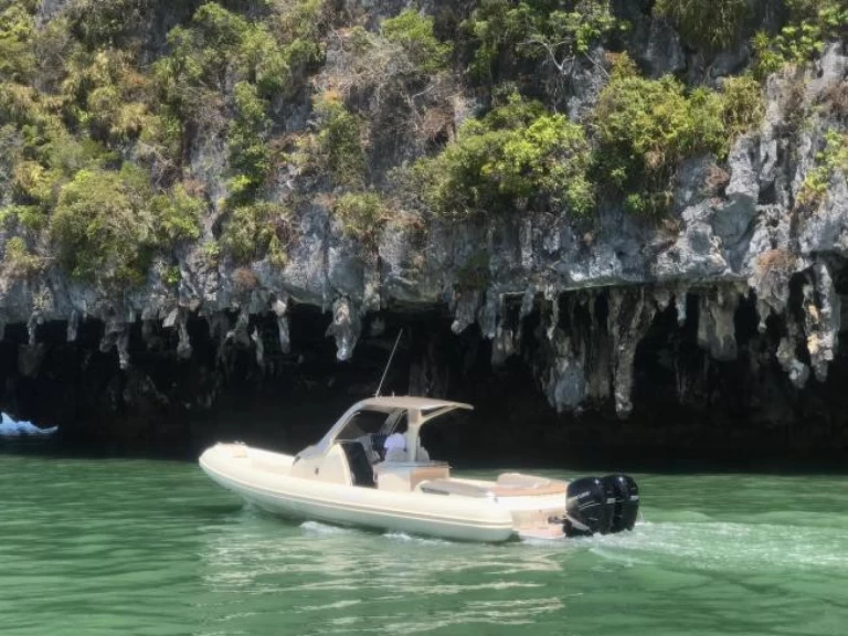 Semi-rigide à louer à Phuket (Ville) au meilleur prix