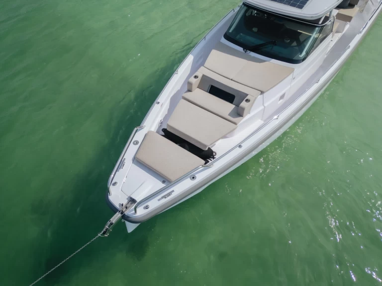 Location bateau Axopar 37 T-Top à Phuket (Ville) sur Samboat