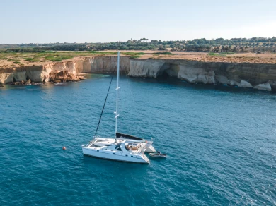Noleggio Catamarano Privilege con patente nautica