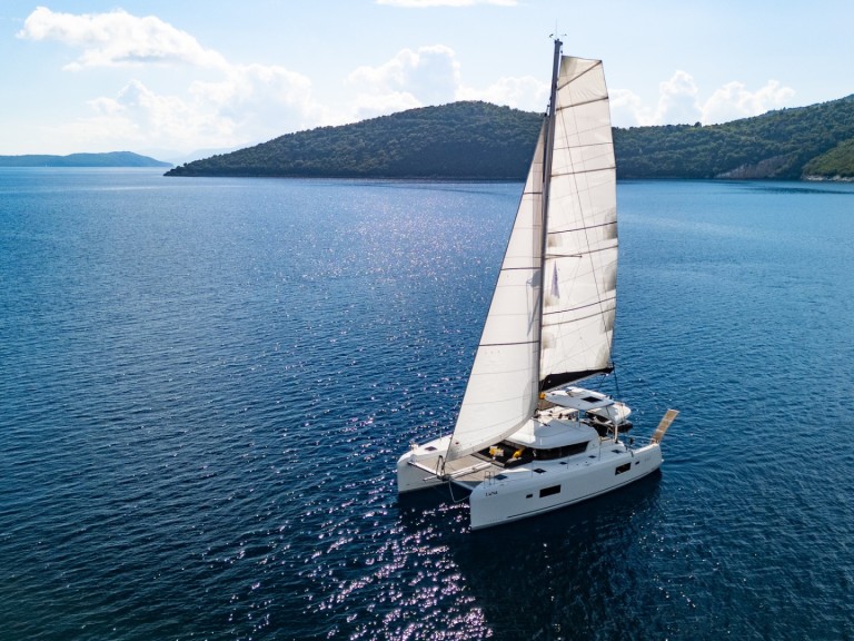 Location Catamaran Lagoon avec permis