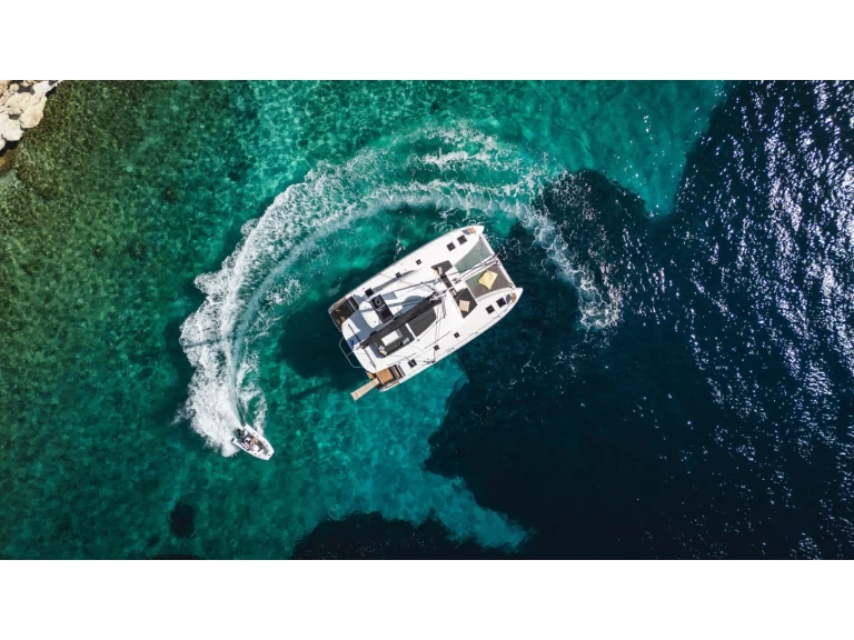 Location bateau Lefkáda pas cher Lagoon 43