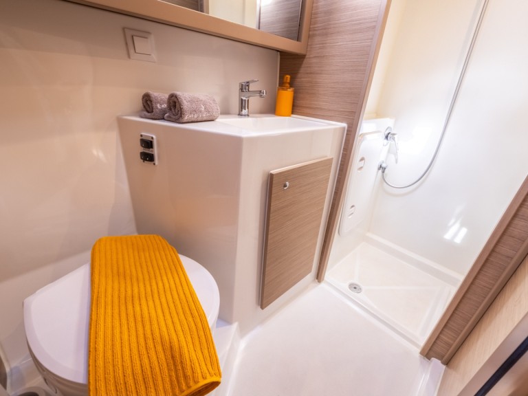 Catamaran à louer à Lefkáda au meilleur prix