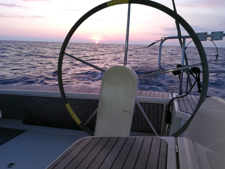 Louez un Bavaria Cruiser 46 à Olbia