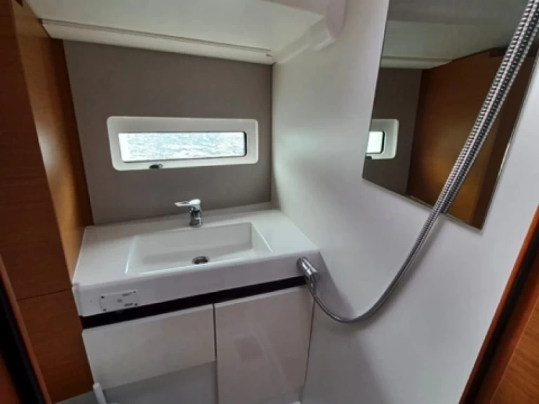Location à Olbia - Jeanneau Sun Odyssey 490 sur SamBoat