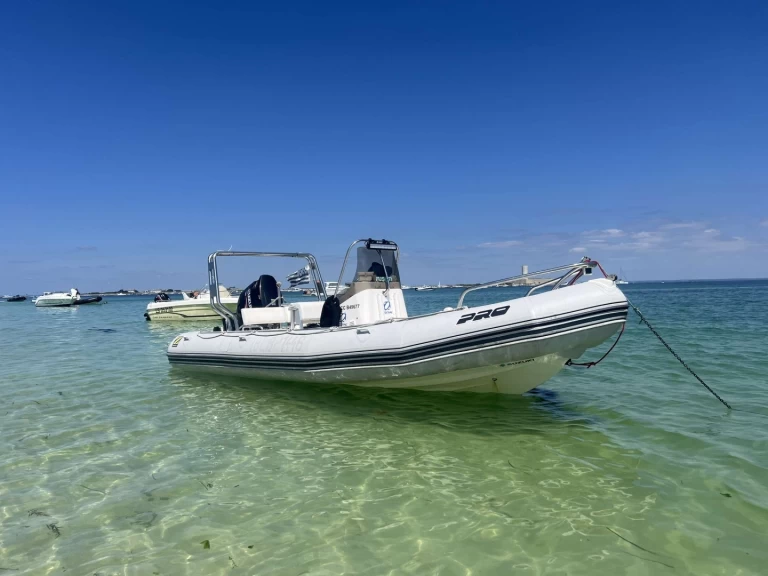 Zodiac Pro Open 650 a louer à La Forêt-Fouesnant