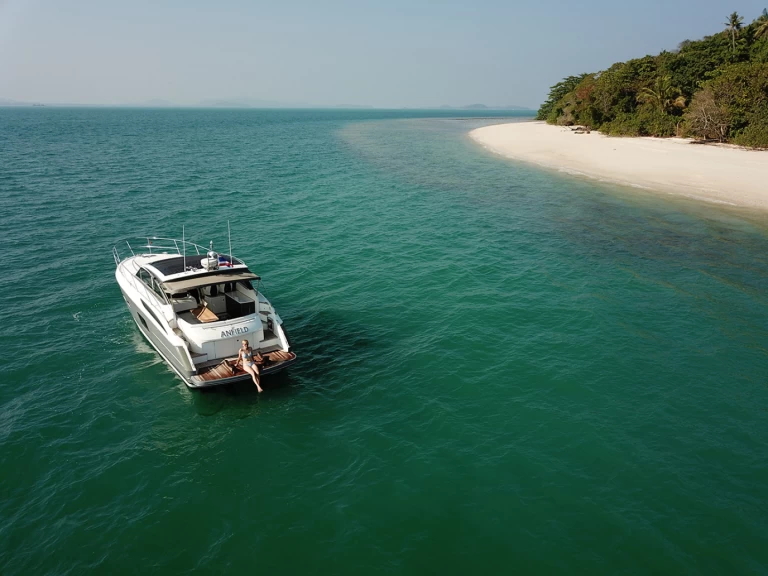 Louer Yacht avec ou sans skipper Princess à Phuket (Ville)