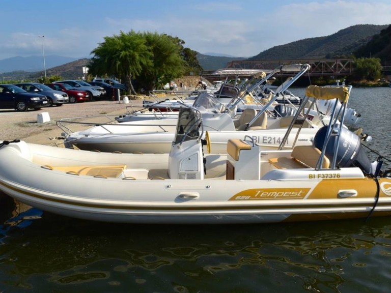 Location bateau Saint-Florent pas cher Oceanis 37