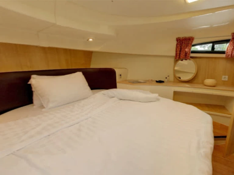 Le Boat Mystique a louer à Trèbes