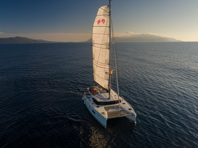 Location Catamaran Fountaine Pajot avec permis