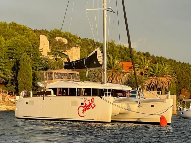Lagoon Lagoon 450 Sport Top charter bareboat eller skeppad i Punat