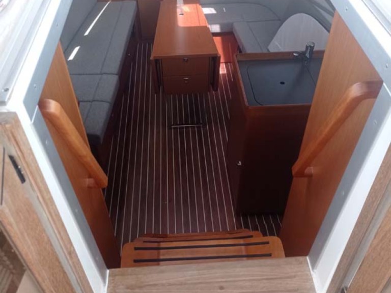 Location bateau Bavaria Cruiser 34 à Dème de Vólos sur Samboat