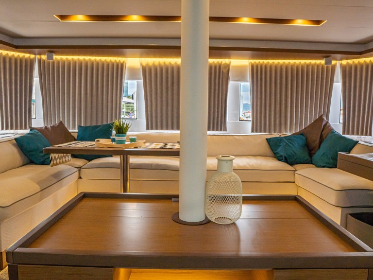 Catamaran à louer à Kaštela au meilleur prix