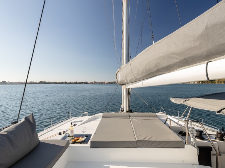 Location Catamaran Fountaine Pajot avec permis