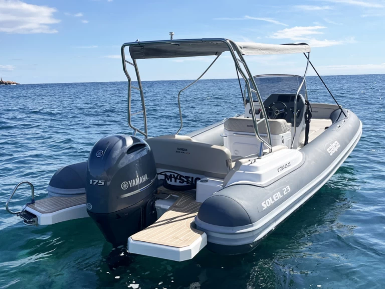 Location bateau Marina de Palamós pas cher Salpa Soleil 23