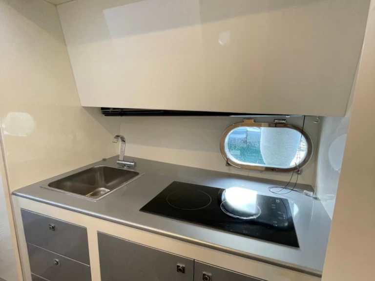 Location Bateau à moteur Rio avec permis