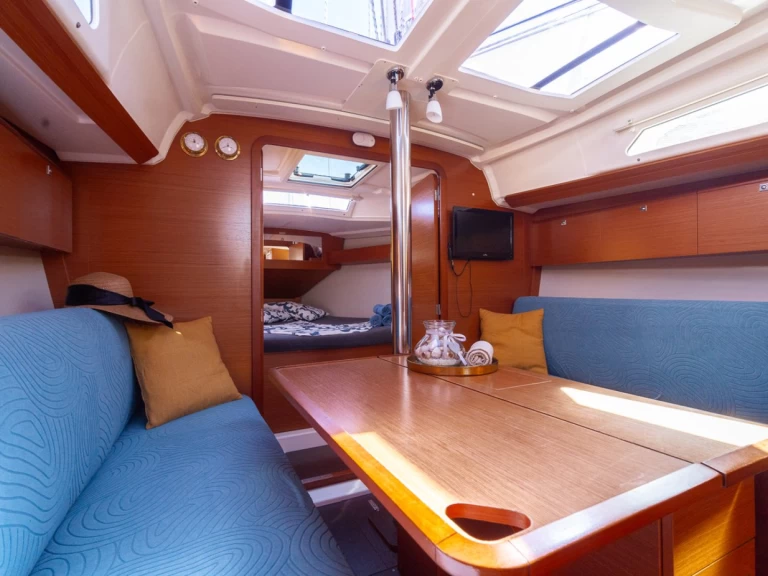 Voilier à louer à Pula au meilleur prix