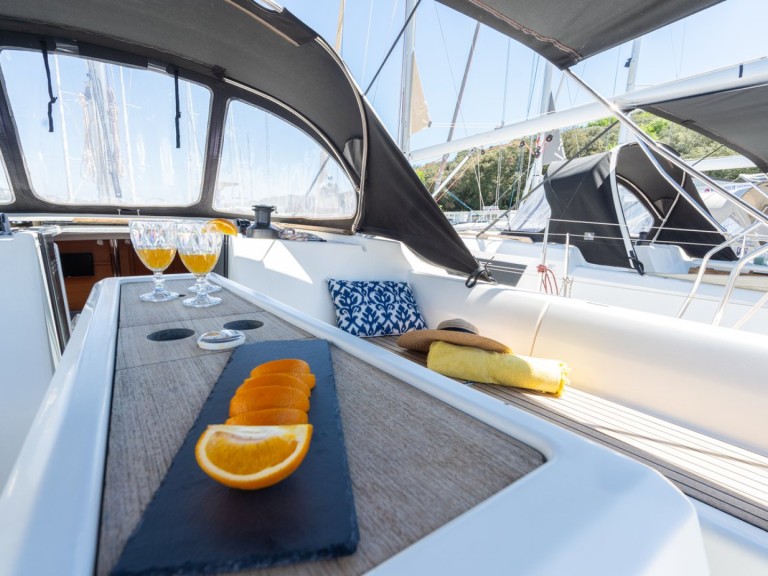 Louez un Dufour Dufour 412 Grand Large à Pula