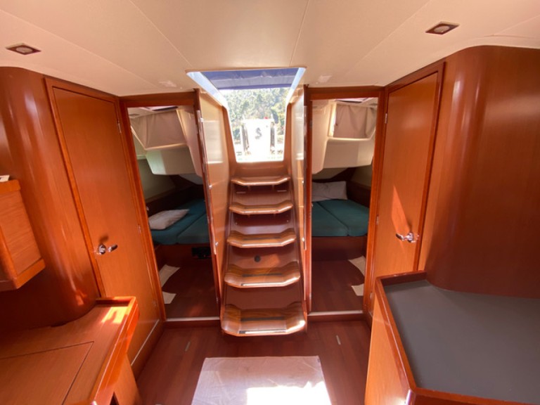 Location à La Spezia - Bénéteau Oceanis 45 sur SamBoat