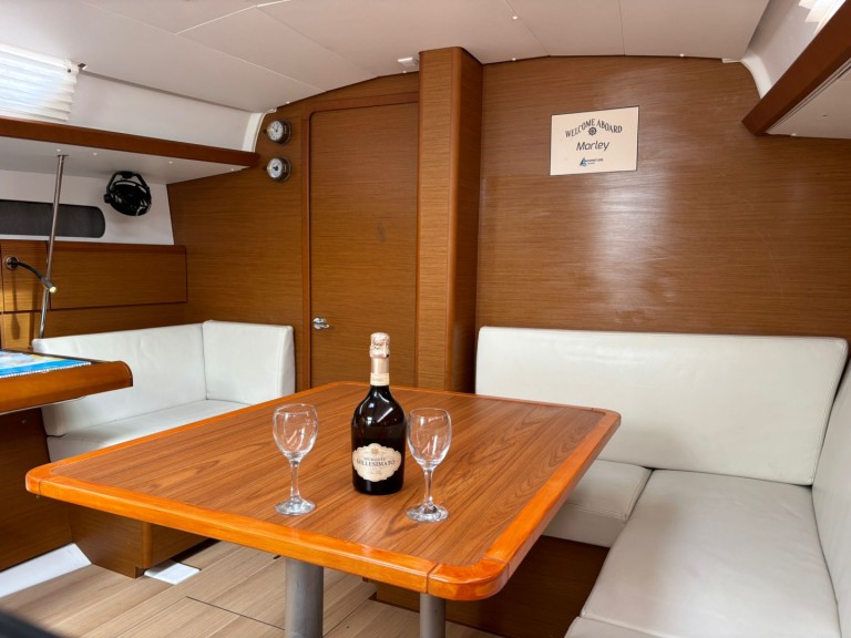 Location bateau Drage pas cher Sun Odyssey 419