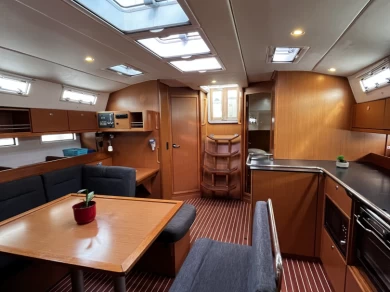 Barca a vela a noleggio a Sukošan al miglior prezzo