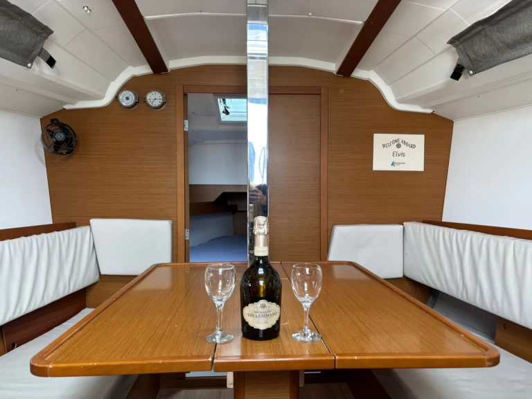 Location à Drage - Jeanneau Sun Odyssey 349 sur SamBoat