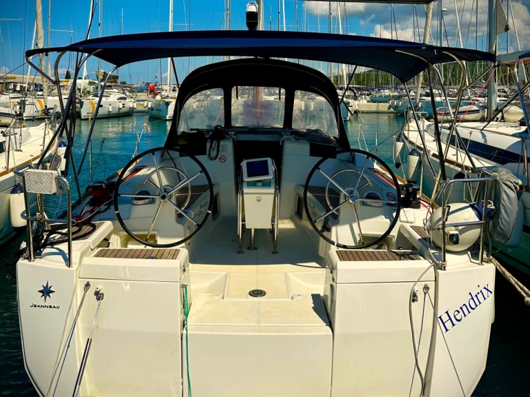 Location à Sukošan - Jeanneau Sun Odyssey 419 sur SamBoat