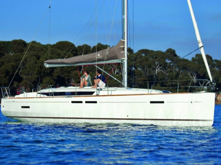 Louez un Jeanneau Sun Odyssey 449 à Punat