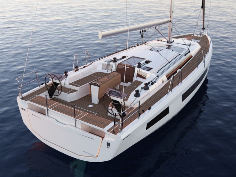 Voilier à louer à Álimos au meilleur prix