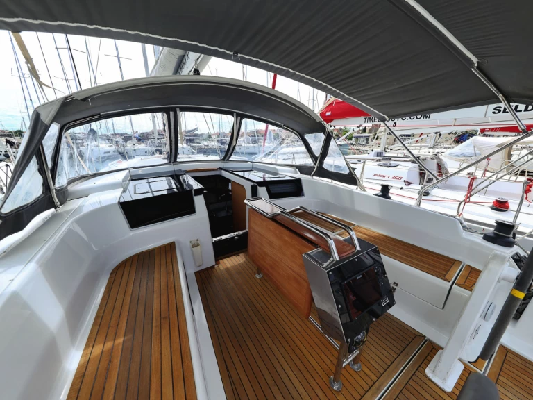 Hanse Hanse 418 a louer à Biograd na Moru