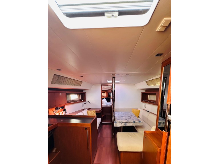 Bénéteau Oceanis 41 a louer à La Spezia