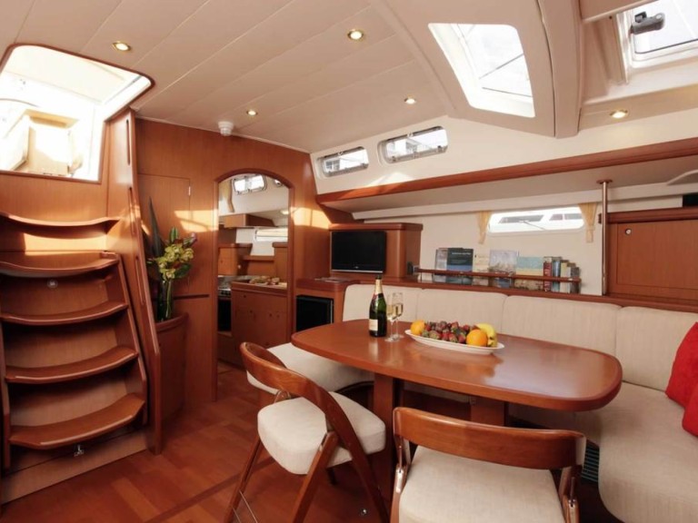 Louer Voilier avec ou sans skipper Bénéteau à Punat