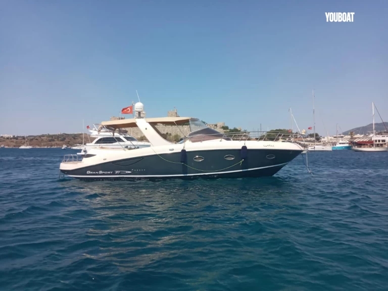 Louez un Mano Marine Mano Marine 37 Grand S à Göcek