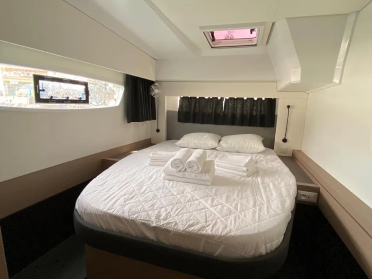 Location Catamaran Fountaine Pajot avec permis