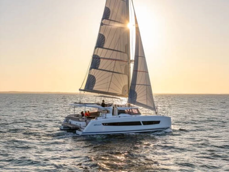 Fountaine Pajot FP 41 a louer à Nikiána