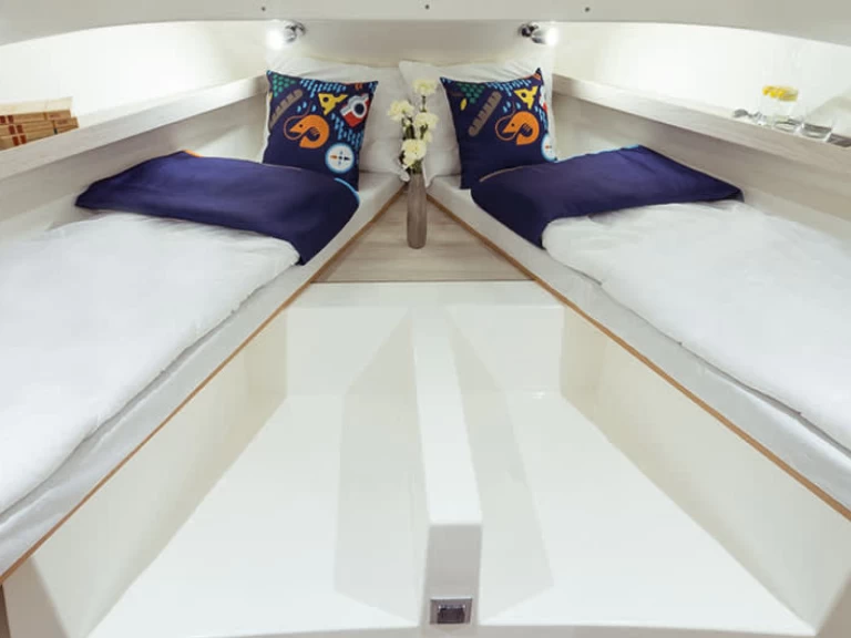 Bateau à moteur à louer à Hesse au meilleur prix