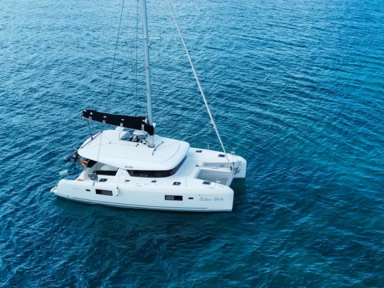 Lagoon Lagoon 42 a louer à Eden Island