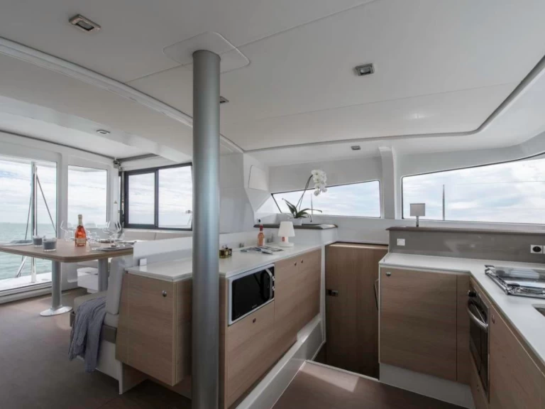 Location bateau Bali Bali 4.0 à Komolac sur Samboat