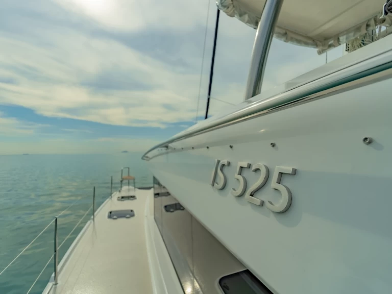 Louer Catamaran avec ou sans skipper Island Spirit Yachts à Mai Khao