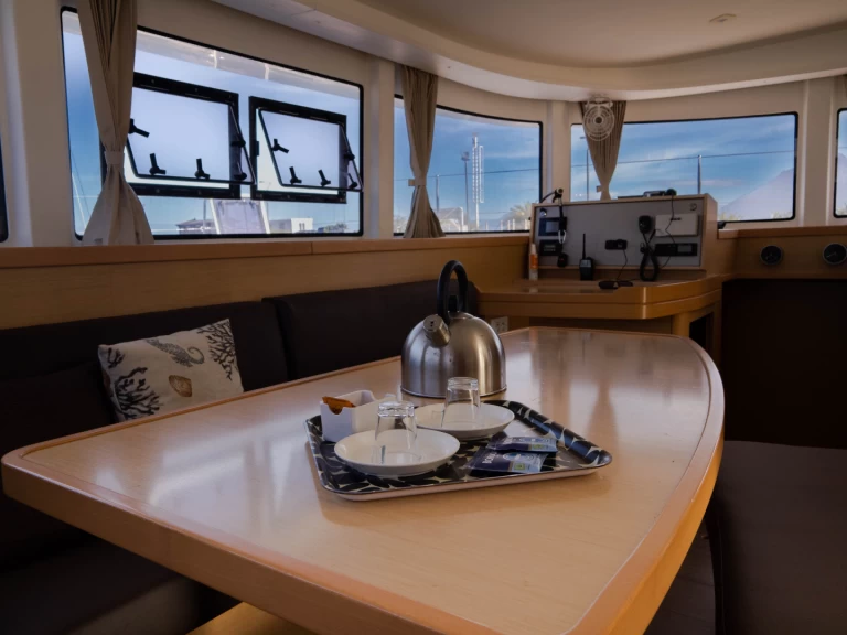 Location à Castellammare del Golfo - Lagoon Lagoon 42 sur SamBoat